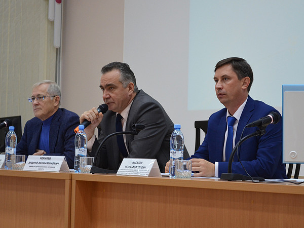 1. ������� ������� ��� �.�. �������, ������� ��������������� ��������� ������� �.�. �������, ������� ���� ���������� ���������� ������������ ��������������� ���������� �.�. �������.